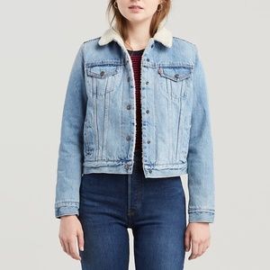 NWOT Levi's Sherpa-Lined Trucker Jacket 2XL